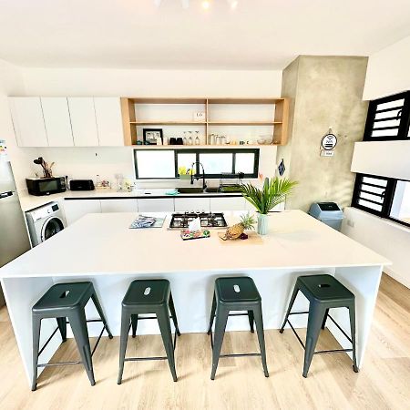 Into The Sea - Modern Home Close To The Beach Албион Екстериор снимка