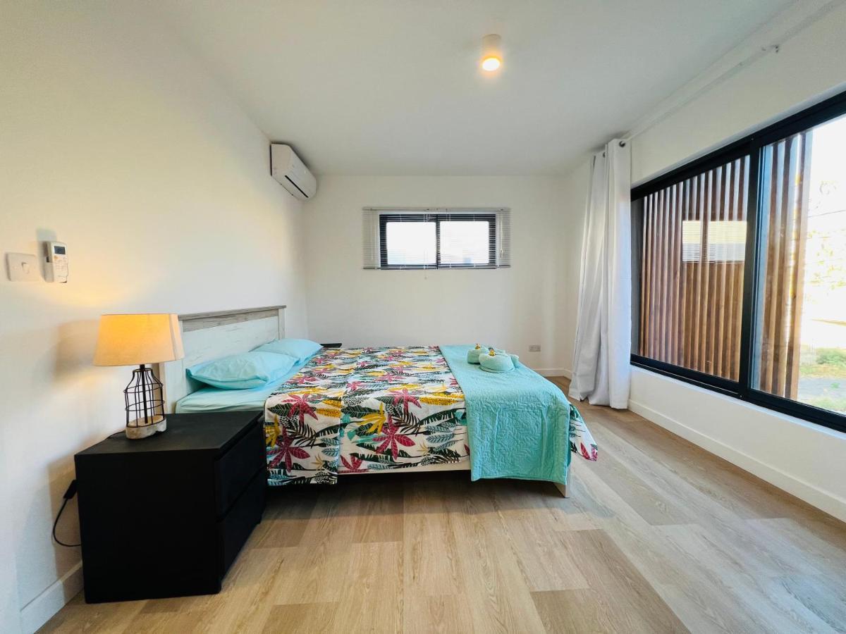 Into The Sea - Modern Home Close To The Beach Албион Екстериор снимка